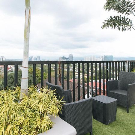 Reddoorz Plus At Canley Residential Pasig City Exterior foto