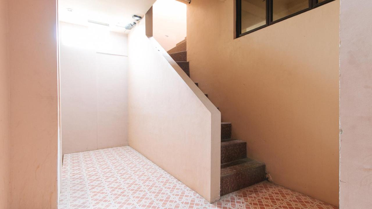 Reddoorz Plus At Canley Residential Pasig City Exterior foto